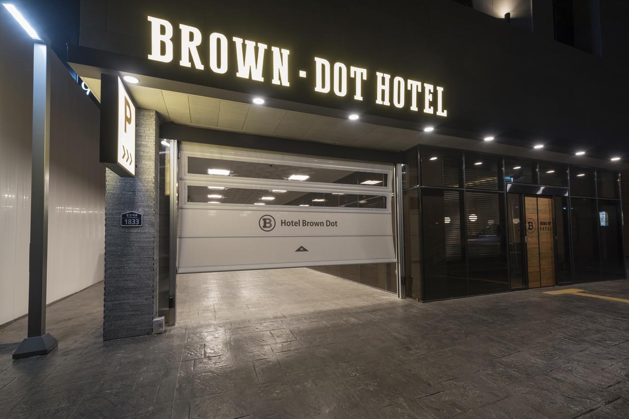 Brown-Dot Hotel Guseo Ciudad Metropolitana de Busan Exterior foto